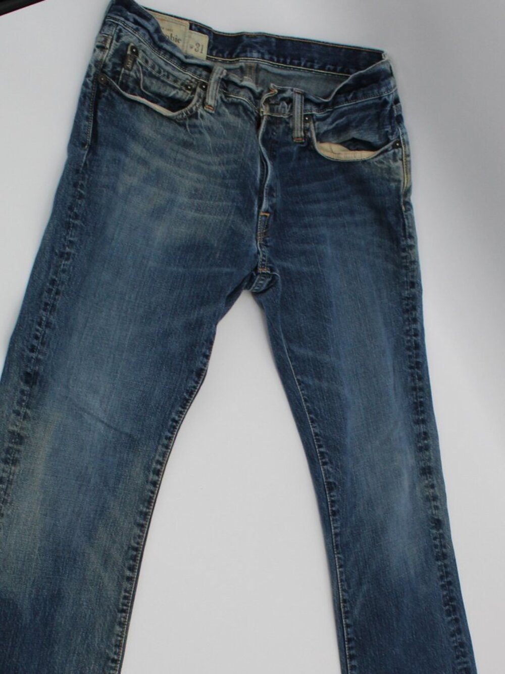 Vintage Abercrombie & Fitch Mens Jeans 31 x 32 Grunge Distressed Button‎ Fly